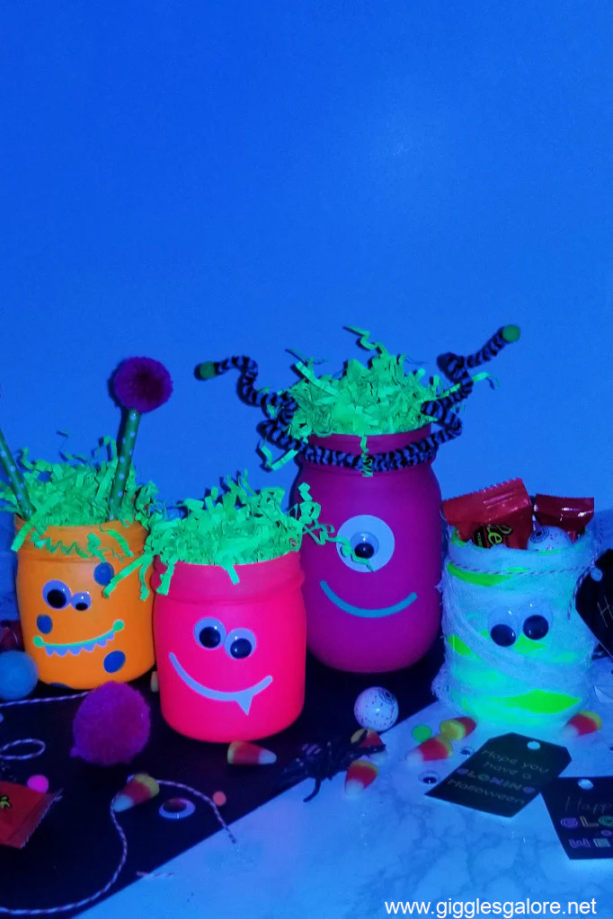 Black Light Neon Paint - Image 4